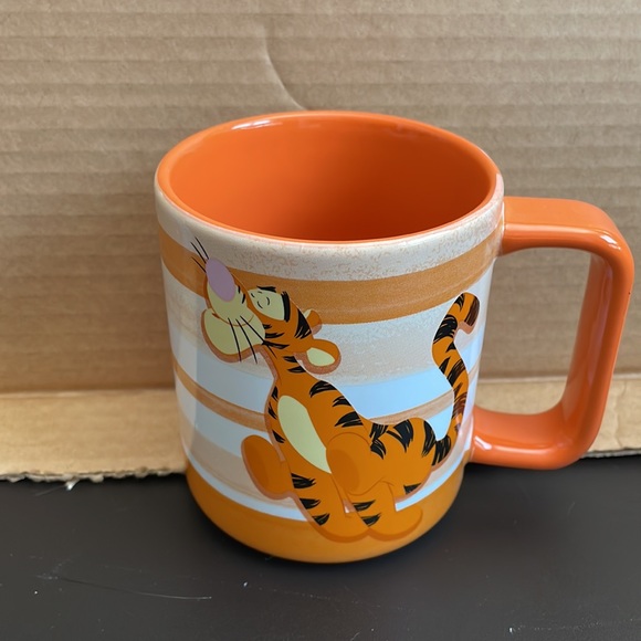 COPY - Tigger Bouncy Fun Ceramic Mug - Disney NEW - Picture 4 of 5